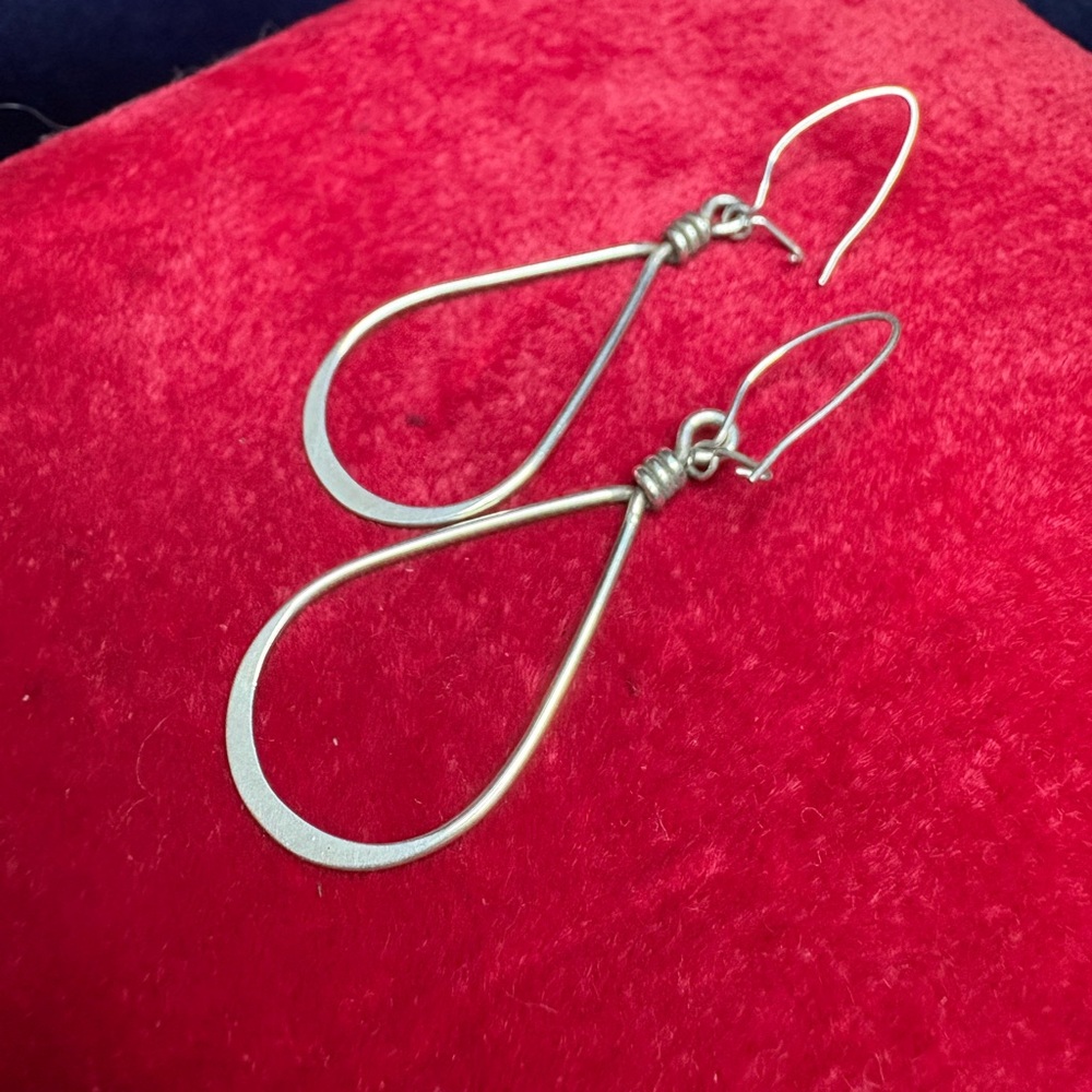 Earrings 925 Sterling Silver Chic Teardrop Earrings - Picture 2 of 5